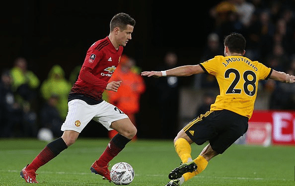 迪以优异的 迪以优异的